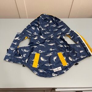 Lucy & Co - Reversible Dog Raincoat - Yellow/Navy Blue Shark Pattern - Medium